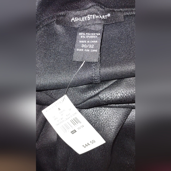 Ashley Stewart Plus Size 30/32 Full On Pants Faux Leather New With Tags 29"L - Picture 3 of 9